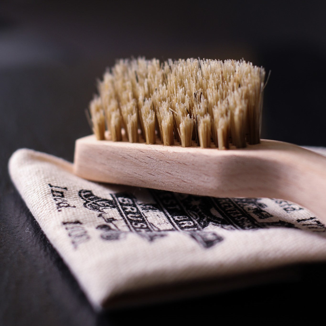 Bartbürste mit Naturborsten von Kent