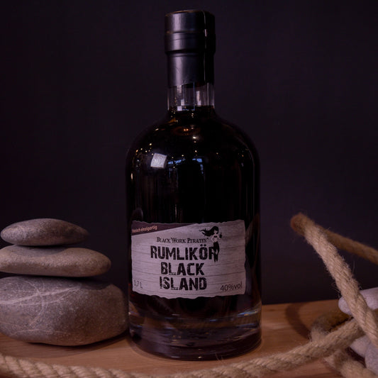 Rumlikör Black Island